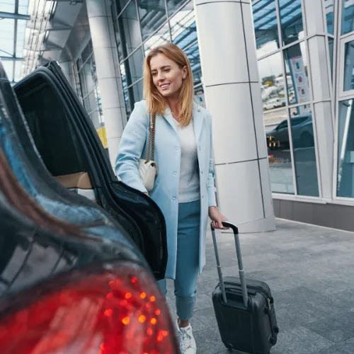 reserver chauffeur vtc nice aeroport femme